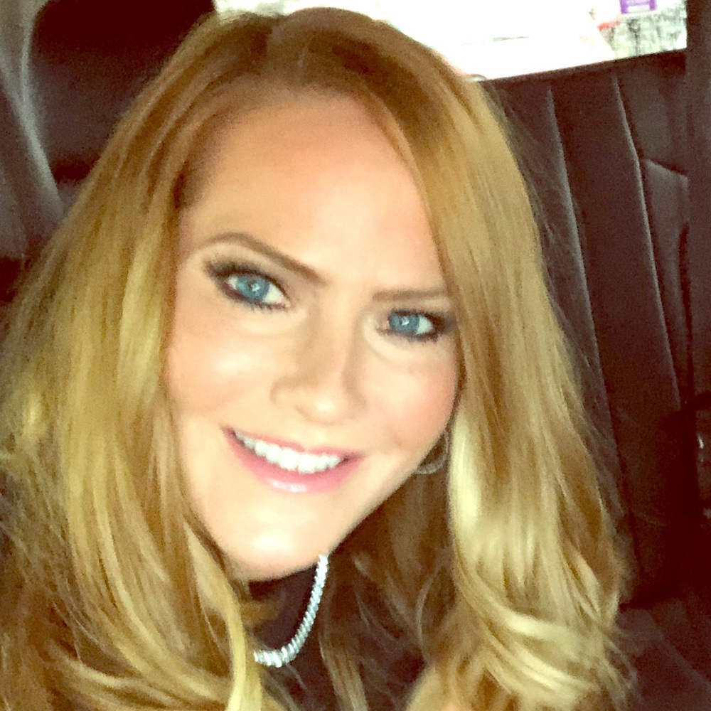 💕👠Meet your Posher, Lisa💕👛